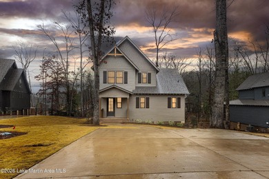 Lake Martin Home For Sale in Dadeville Alabama
