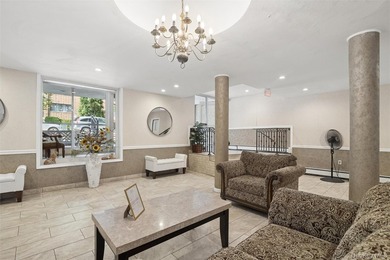 Welcome to 101 Clinton Avenue! This spacious third-floor - photo 3