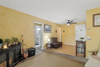 Welcome to 101 Clinton Avenue! This spacious third-floor - photo 8