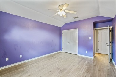 Welcome to this inviting three bedroom, two bathroom home with a - photo 19