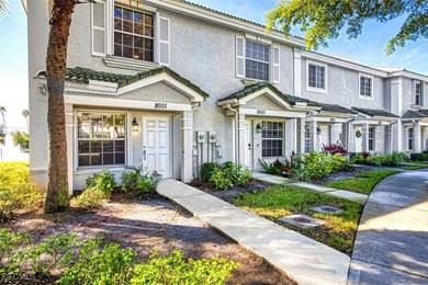 (private lake, pond, coastal) Townhome/Townhouse Sale Pending in Fort Myers Florida