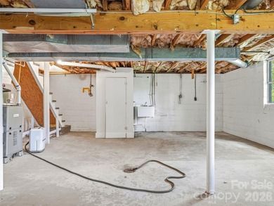 Nestled in the coveted Beverly Hills neighborhood just east of - photo 35