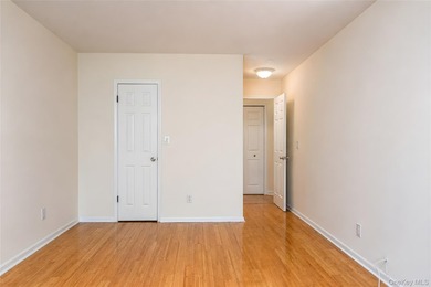 Here is one of the best opportunities to buy into this exclusive - photo 10