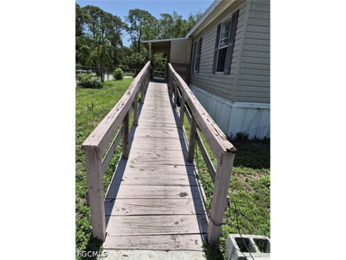 3+Den Manufactured Home on Over 1/4 Acre - Fenced Property in - photo 5