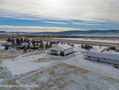 Turnkey Vacation Rental Business in Star Valley Ranch, WY - - photo 2
