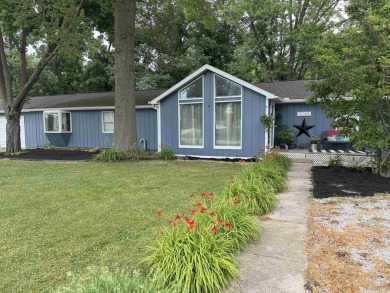 Lake Home Sale Pending in Columbia City, Indiana