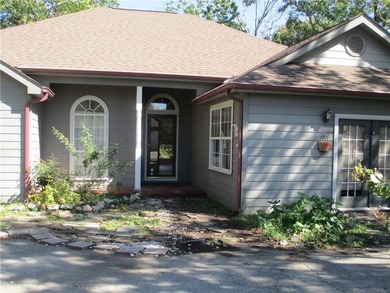 Additional listing photo 1