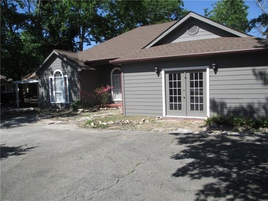 Additional listing photo 3