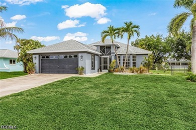 Welcome home to this charming 3-bedroom, 2-bath pool home - photo 1