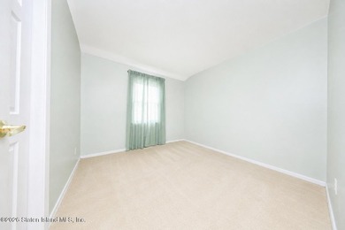 Well-maintained single-family home offering 3 bedrooms and 2 - photo 11