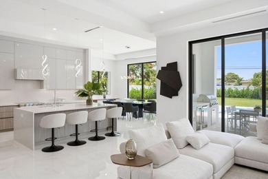 Imagine living just blocks from the action of Mizner Park and - photo 12