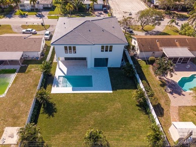 Imagine living just blocks from the action of Mizner Park and - photo 39