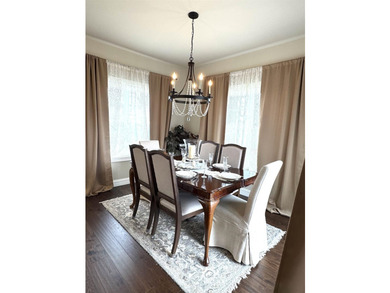 Welcome to your dream home in sought-after Pleasant Hill - photo 9
