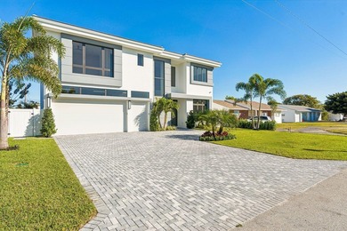 Imagine living just blocks from the action of Mizner Park and - photo 43
