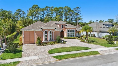 Step into refined elegance with this stunning 5-bedroom, 4 - photo 3