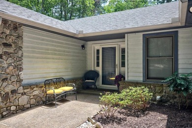 This charming, well-maintained home offers the best of both - photo 4