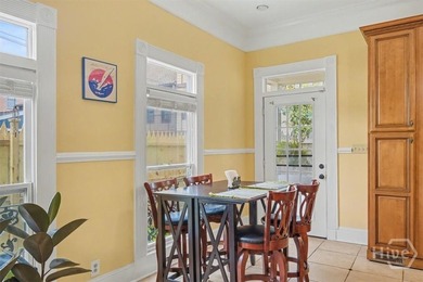 A rare offering in Savannah's coveted Victorian District, 1007 - photo 14