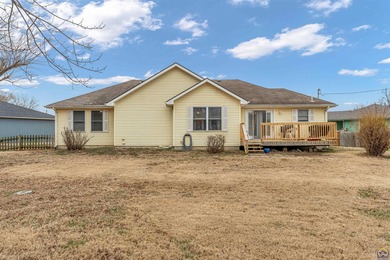 Well-maintained 5-bedroom, 2-bath home in the desirable Seaman