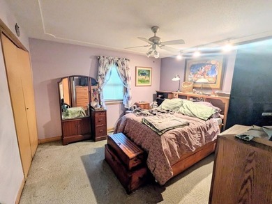 Nestled in a peaceful setting, this well maintained 2 bedroom, 1 - photo 6
