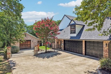 Beautiful single story home on a large heavily wooded home site - photo 6