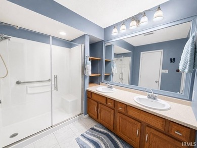 Enjoy easy one-level living and resort-style amenities at 9124 S - photo 7