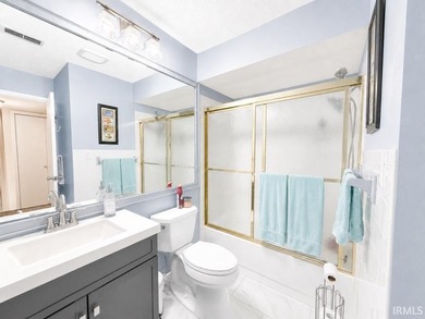 Enjoy easy one-level living and resort-style amenities at 9124 S - photo 10