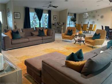 Stunning 5BR 3.5BA Pool home located on the Premier Golf Course - photo 9