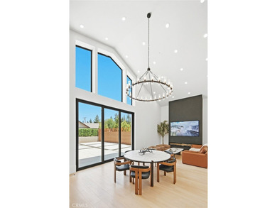 647 Temple - photo 11