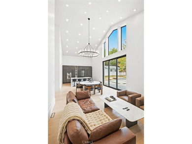 647 Temple - photo 13