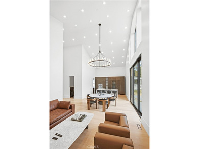 647 Temple - photo 14