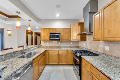 Experience true downtown living in this stunning 2-beds, 2-baths - photo 15