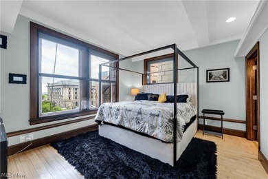 Experience true downtown living in this stunning 2-beds, 2-baths - photo 24