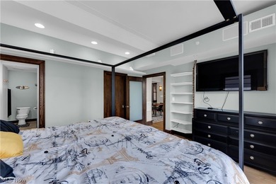 Experience true downtown living in this stunning 2-beds, 2-baths - photo 26