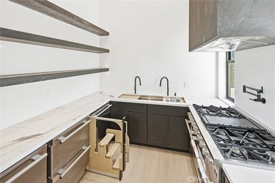 647 Temple - photo 27