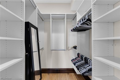 Experience true downtown living in this stunning 2-beds, 2-baths - photo 27