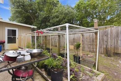 Located in a quiet subdivision, just 2 miles west of Hurlburt - photo 30