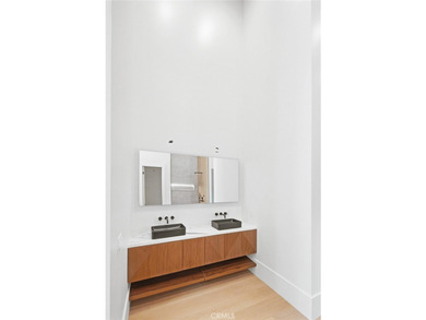 647 Temple - photo 37