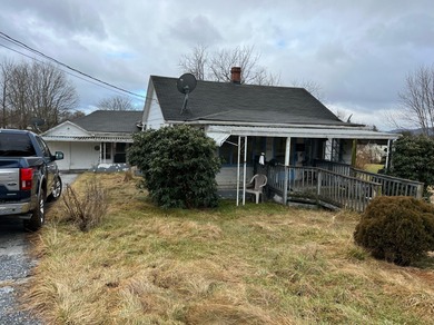 Lake Home For Sale in Lewisburg, West Virginia