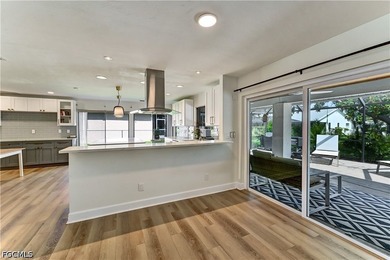 Beautifully renovated Pool home in one of the most sought after - photo 9