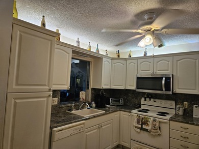 REDUCED! READY TO SELL! BESTLOCATION!! Corner unit w/garage on - photo 17
