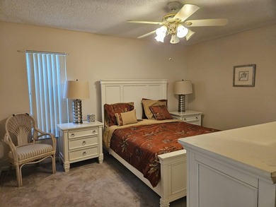 REDUCED! READY TO SELL! BESTLOCATION!! Corner unit w/garage on - photo 23