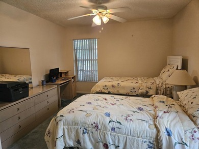 REDUCED! READY TO SELL! BESTLOCATION!! Corner unit w/garage on - photo 29