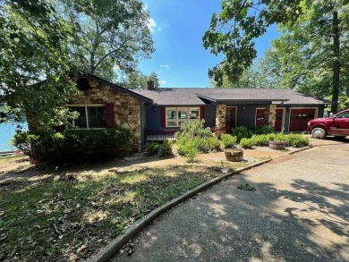 Lake Thunderbird Home For Sale in Cherokee Village Arkansas