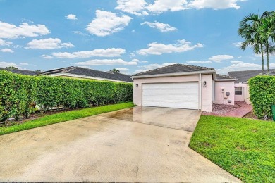 Lake Townhome/Townhouse For Sale in Greenacres, Florida