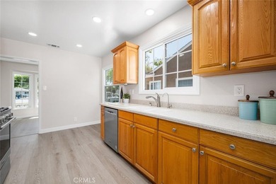 Beautifully renovated Carson Park home from top to bottom, this - photo 15
