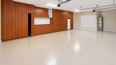 Welcome to 863 Northridge in the gated Estates neighborhood of - photo 25