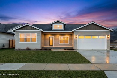 Lake Pend Oreille Home For Sale in Sandpoint Idaho