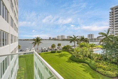 Experience the ultimate coastal lifestyle in this rarely - photo 31