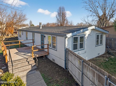 Columbia River Home Sale Pending in Burbank Washington