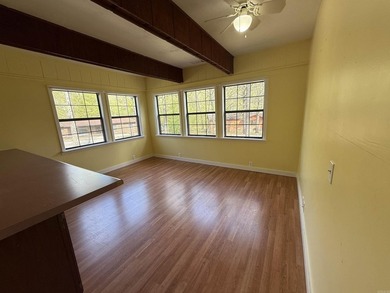 Welcome to this spacious 3 bedroom 3 bathroom home! This home - photo 5